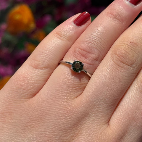 Ravenstone Crystals Faceted Moldavite Ring "Stormi" - Size 9