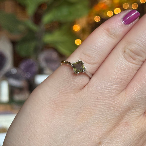 Ravenstone Crystals Faceted Square Moldavite Ring "Quinn" - Size 7.5
