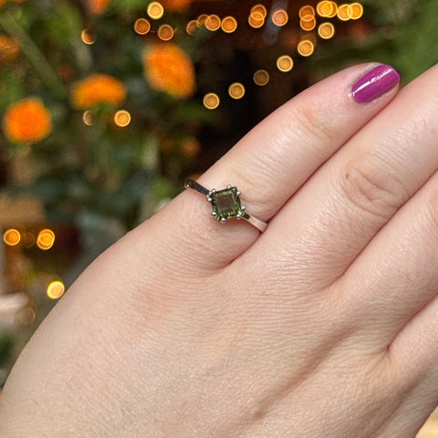 Ravenstone Crystals Faceted Square Moldavite Ring "Reagan" - Size 7.5