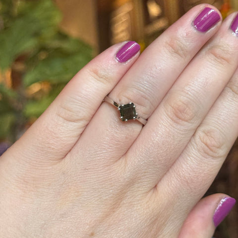 Ravenstone Crystals Faceted Square Moldavite Ring "Willow" - Size 8.5