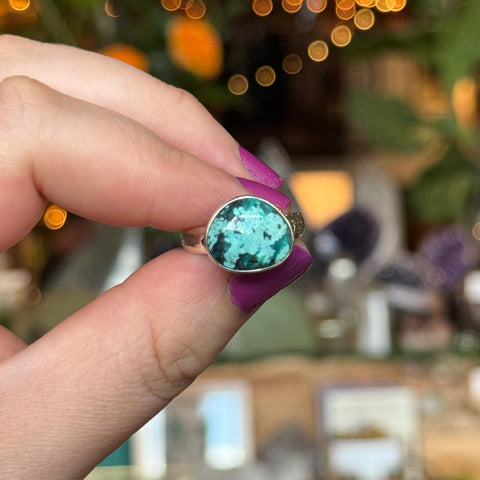 Ravenstone Crystals Faceted Turquoise Ring "Daisy" - Size 8