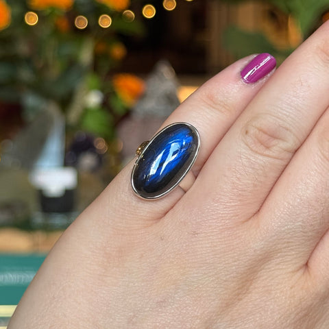 Ravenstone Crystals Labradorite Ring "Amelia" - Size 6