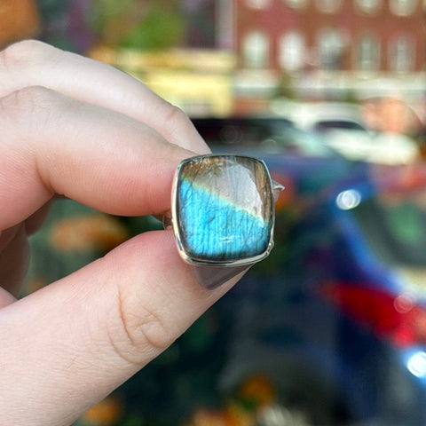Ravenstone Crystals Labradorite Ring "Angeline" - Size 7
