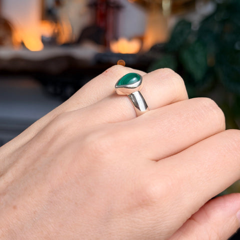 Ravenstone Crystals Malachite Ring "Yvonne" - Size 5.5