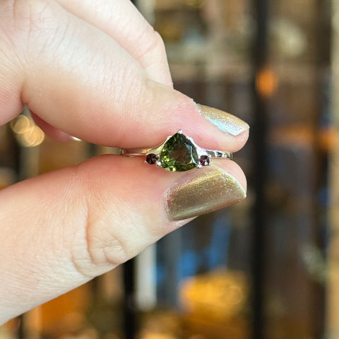 Ravenstone Crystals Moldavite and Garnet Ring "Trixie" - Size 8.5