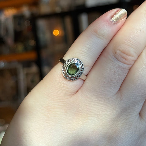 Ravenstone Crystals Moldavite Ring "Charles" - Size 6