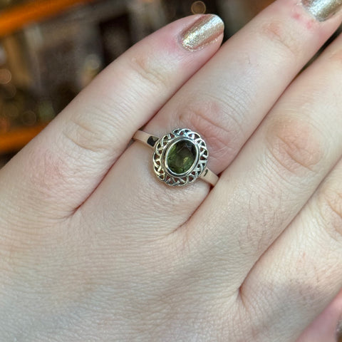 Ravenstone Crystals Moldavite Ring "Felicia" - Size 10