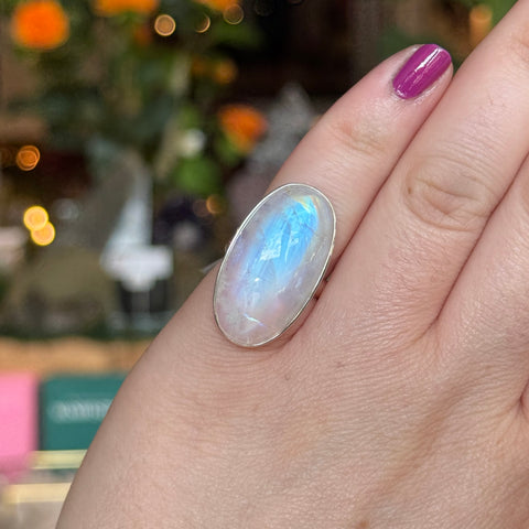 Ravenstone Crystals Moonstone Ring "Claudia" - Size 6