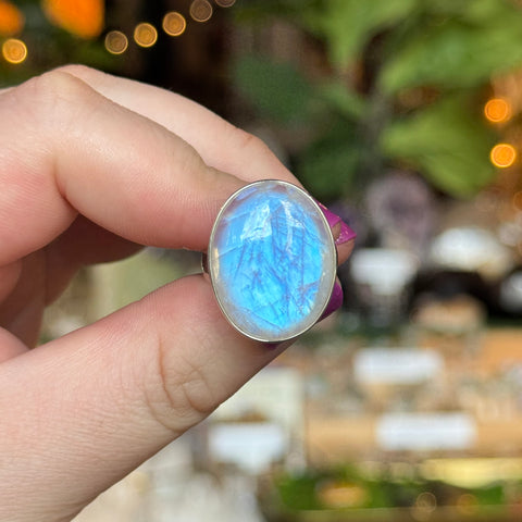 Ravenstone Crystals Moonstone Ring "Daniela" - Size 9