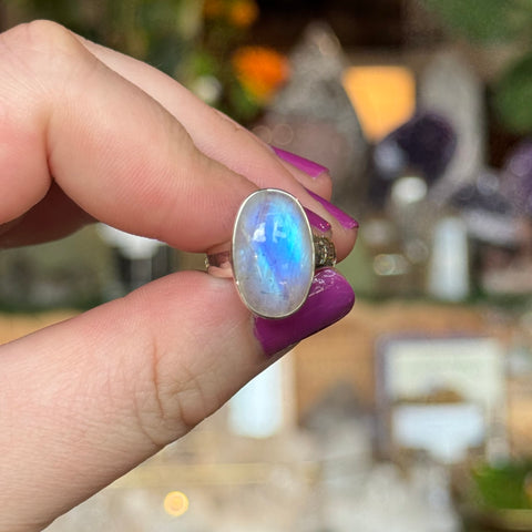 Ravenstone Crystals Moonstone Ring "Hannah" - Size 5
