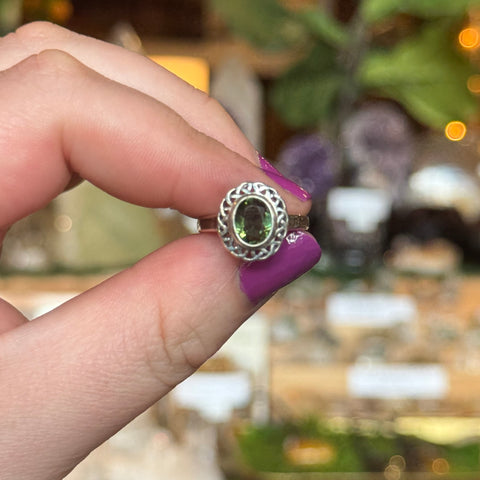 Ravenstone Crystals Ornate Moldavite Ring "Kinsley" - Size 6