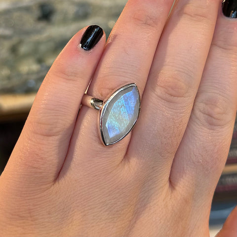 Ravenstone Crystals Rainbow Moonstone Ring "Miranda" - Size 9