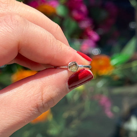 Ravenstone Crystals Raw Moldavite Ring "Rosalina" - Size 7