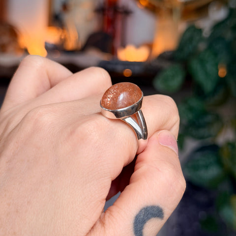 Ravenstone Crystals Sunstone Ring "Betty" - Size 9.5
