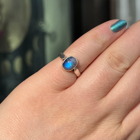 Ravenstone Crystals Vintage Moonstone Ring "Lola" - Size 5.5