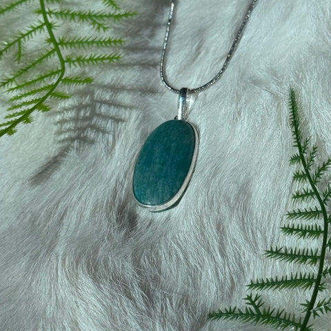 Ravenstone Amazonite Necklace "Lennox"