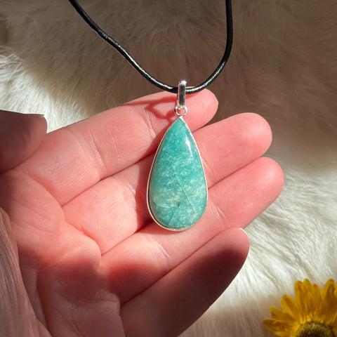 Ravenstone Amazonite Necklace "Reign"