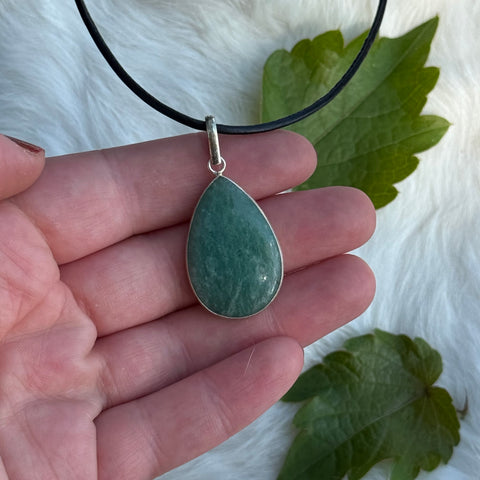 Ravenstone Amazonite Necklace "Samantha"