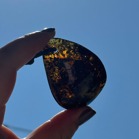 Ravenstone Amber Necklace "Celine"
