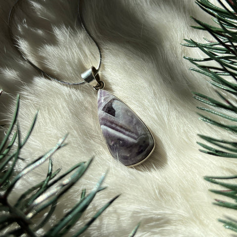 Ravenstone Amethyst Necklace "Bailey"