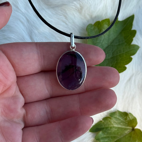 Ravenstone Amethyst Necklace "Beverly"