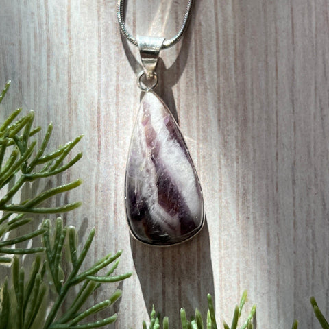 Ravenstone Amethyst Necklace "Katie"