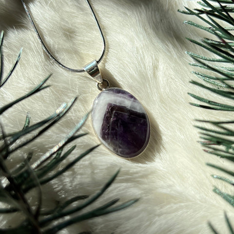 Ravenstone Amethyst Necklace "Melissa"
