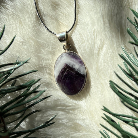 Ravenstone Amethyst Necklace "Melissa"