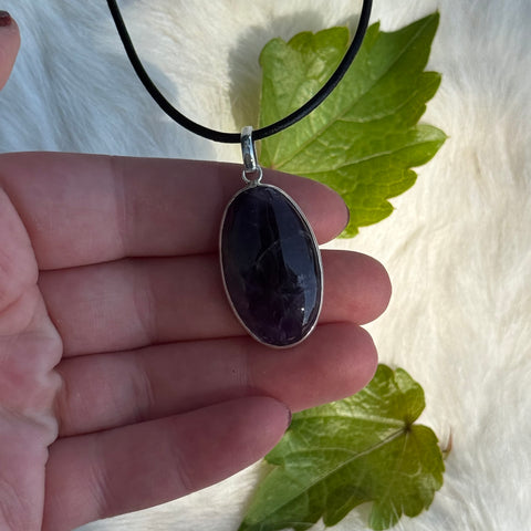 Ravenstone Amethyst Necklace "Sadie"