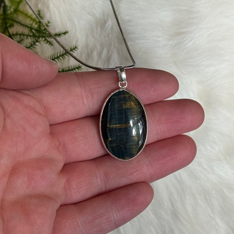 Ravenstone Black Tiger's Eye Necklace "Sandra"