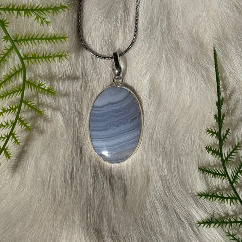 Ravenstone Blue Lace Agate Necklace "Channing"
