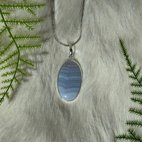 Ravenstone Blue Lace Agate Necklace "Edith"