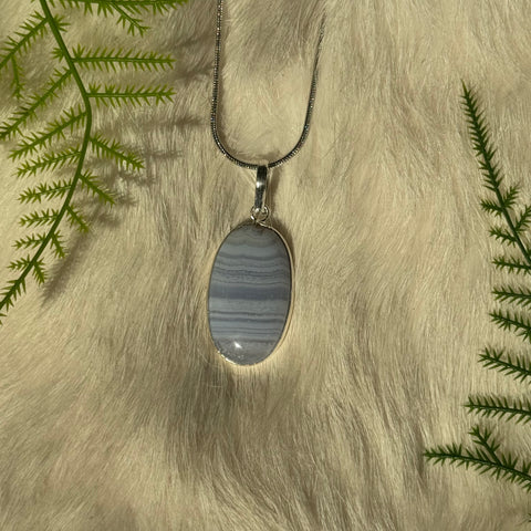 Ravenstone Blue Lace Agate Necklace "Malia"