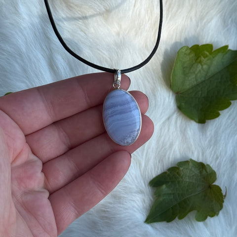 Ravenstone Blue Lace Agate Necklace "Shelby"