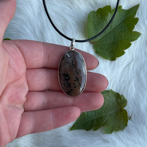 Ravenstone Cheetah Agate Necklace "Concetta"