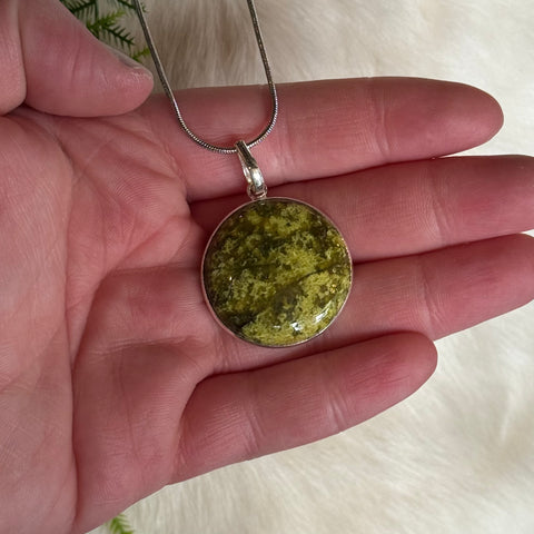 Ravenstone Green Opal Necklace "Dale"