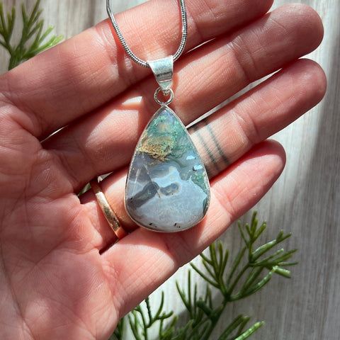 Ravenstone Moss Agate Necklace "Brielle"