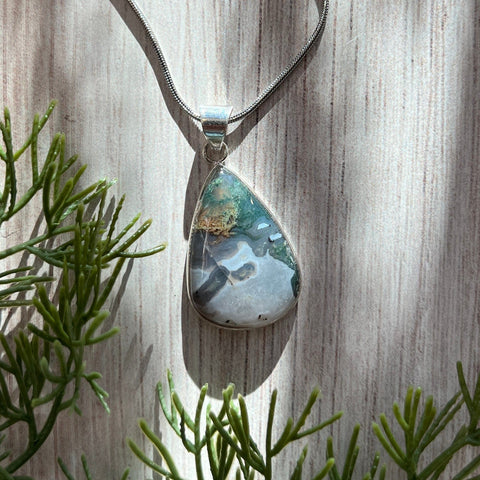 Ravenstone Moss Agate Necklace "Brielle"