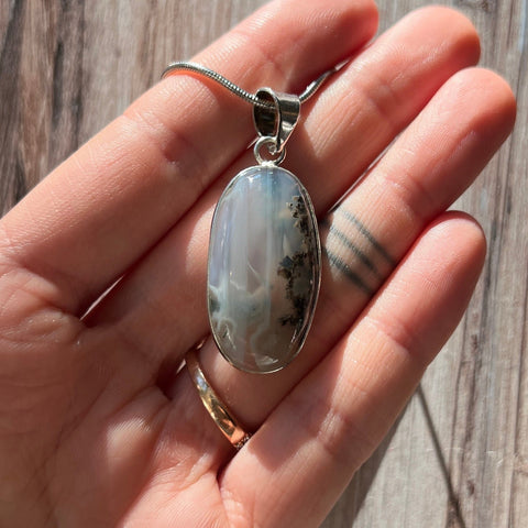 Ravenstone Moss Agate Necklace "Jasmin"