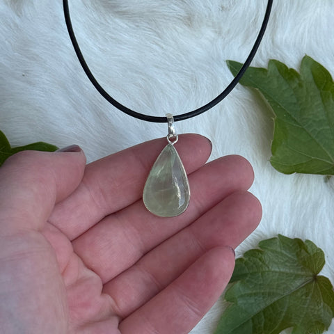 Ravenstone Prehnite Necklace "Rebecca"