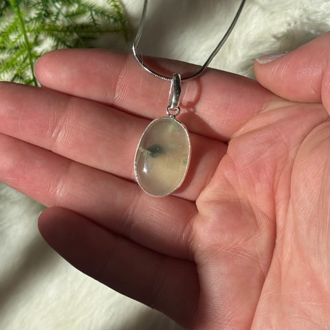 Ravenstone Prehnite Necklace "Savannah"