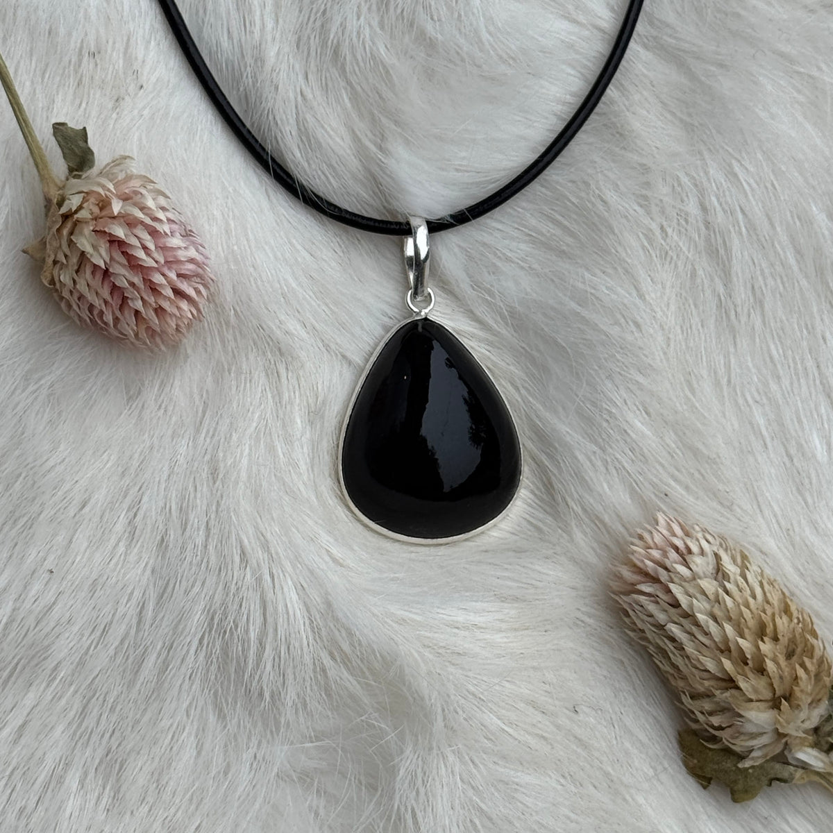 ravenstone-necklaces-rainbow-obsidian-necklace-pam-1251599881.jpg?v=1785426738&width=1920
