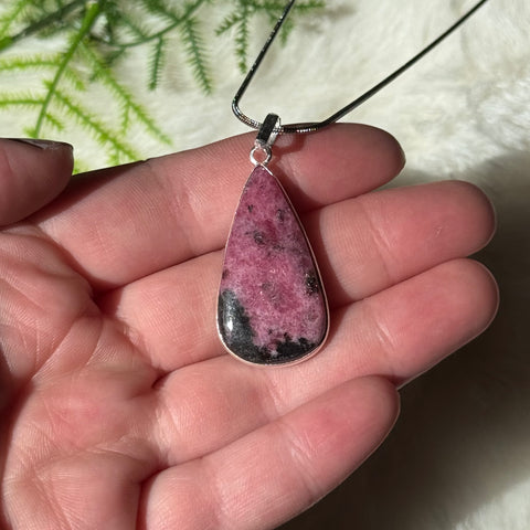 Ravenstone Rhodonite Necklace "Eileen"