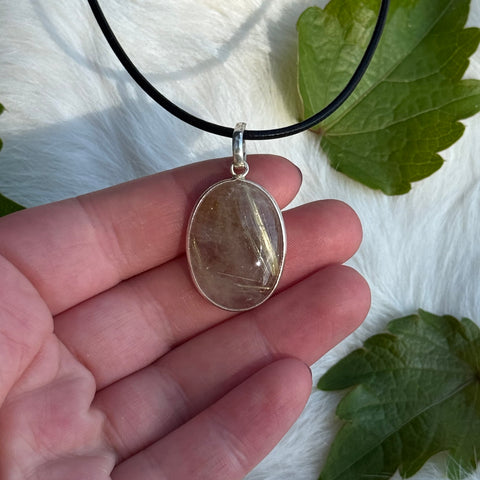 Ravenstone Rutilated Quartz Necklace "Brandie"