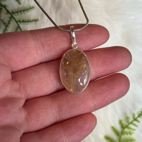 Ravenstone Rutilated Quartz Necklace "Macy"