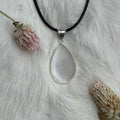 Ravenstone Selenite Necklace "Dawson"