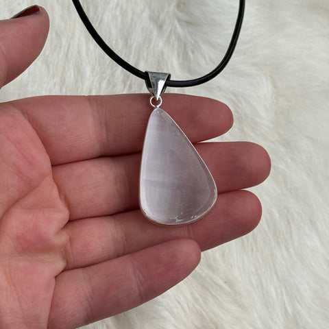 Ravenstone Selenite Necklace "Molly"