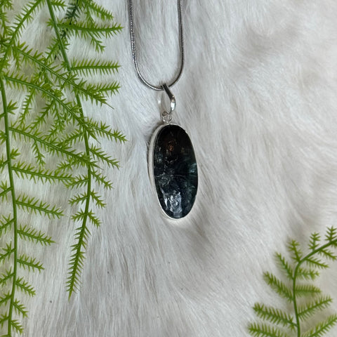 Ravenstone Seraphinite Necklace "Joyce"