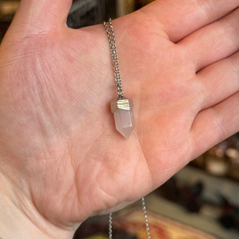 Ravenstone The Rose Quartz Necklace